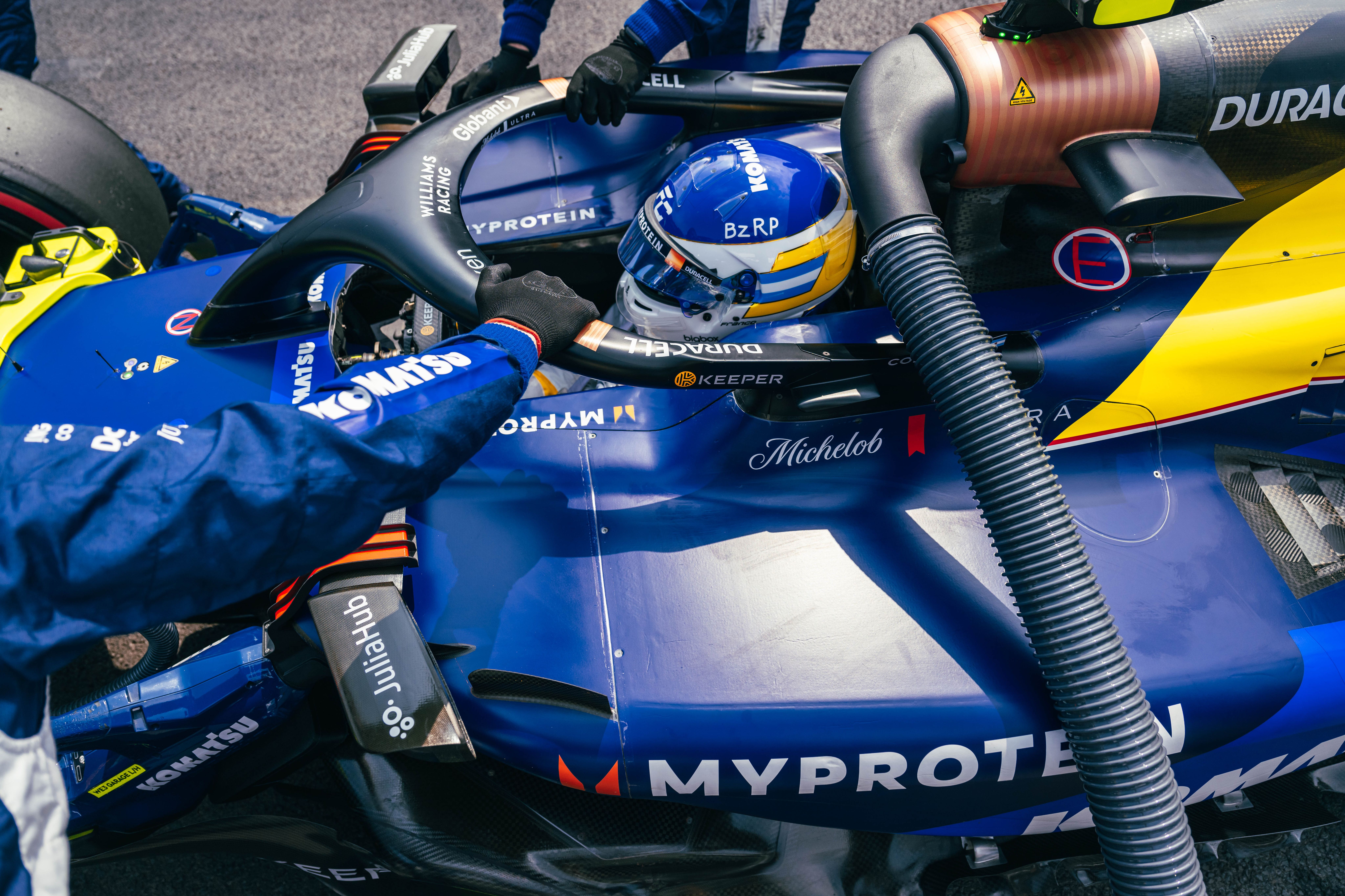 Still loving the Reutemann tribute lid.