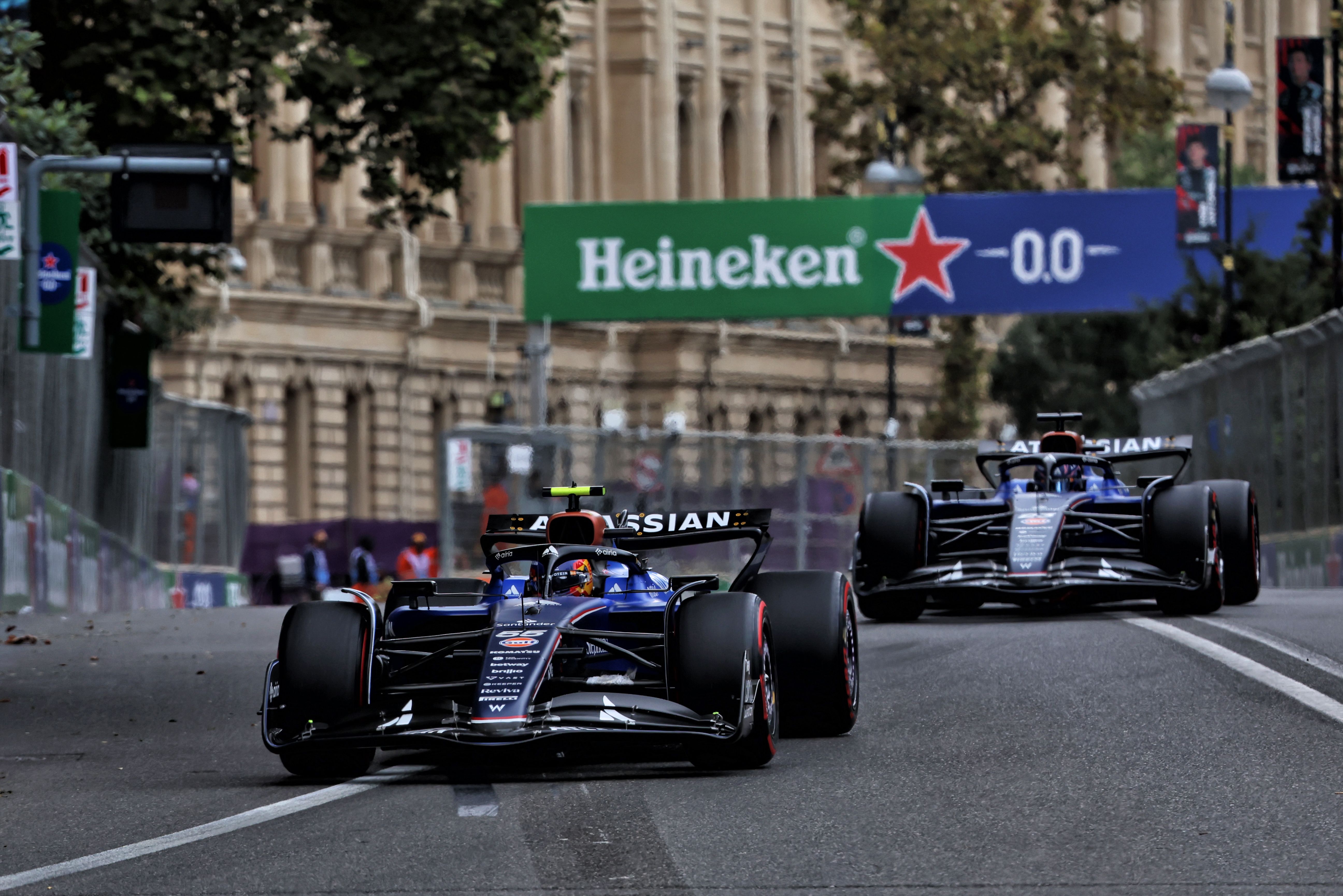 ウィリアムズF1×アンブロ　ピットクルーセットアップ　サイズS ウィリアムズF1×アンブロ ピットクルーセットアップ サイズS