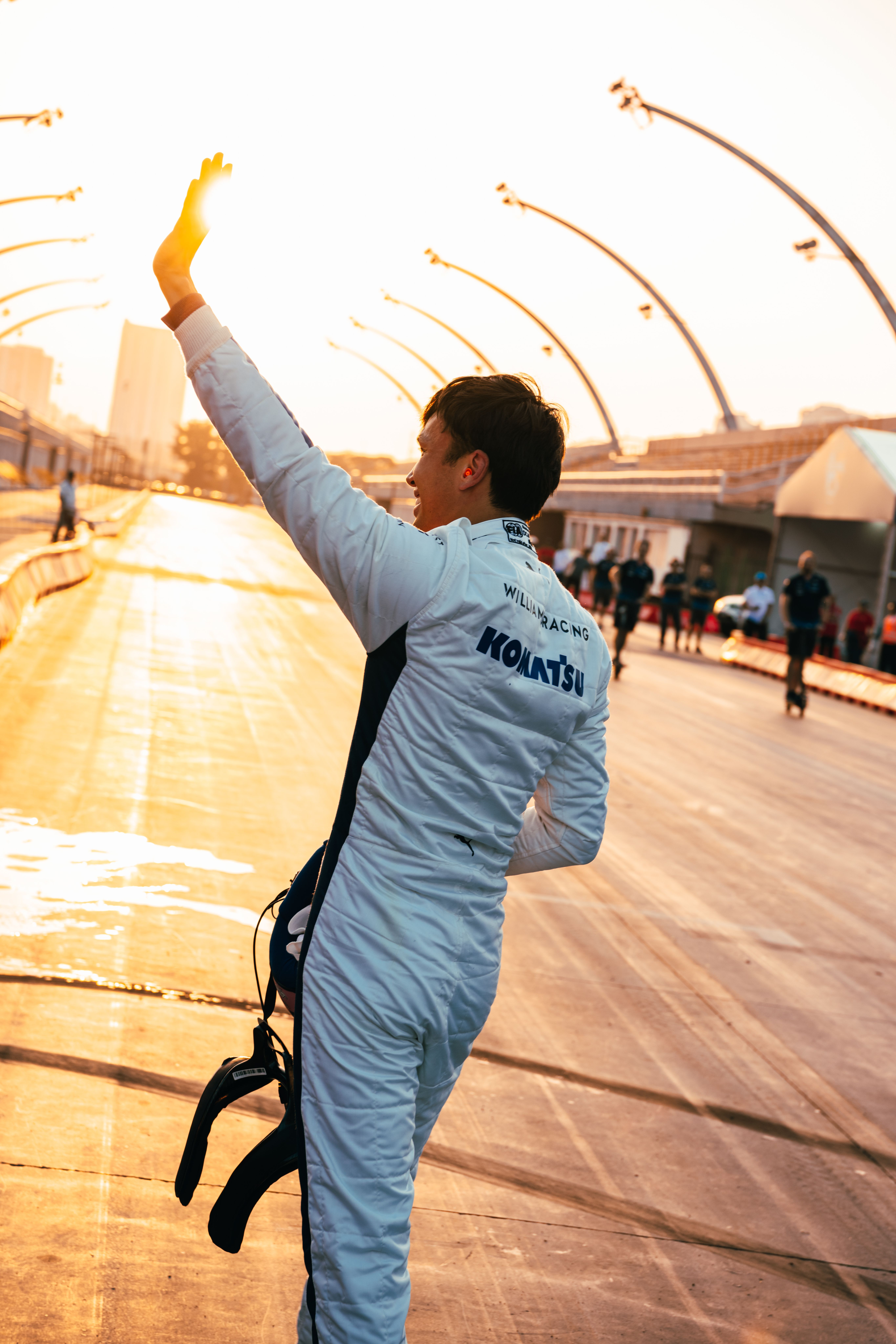 Nos vemos de novo em novembro.