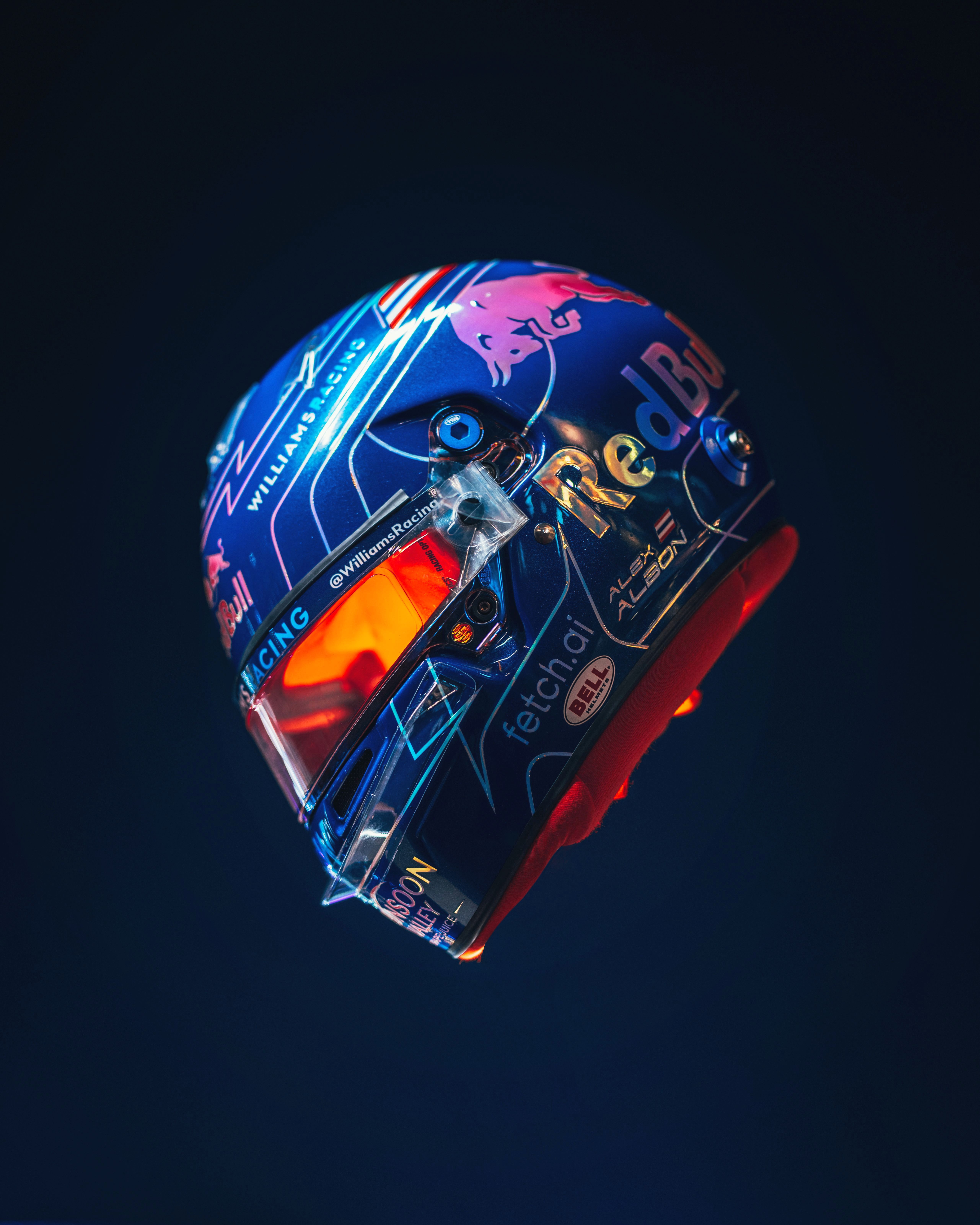Alex is set to dazzle under the Yas Marina lights with his final one-off helmet for 2022.