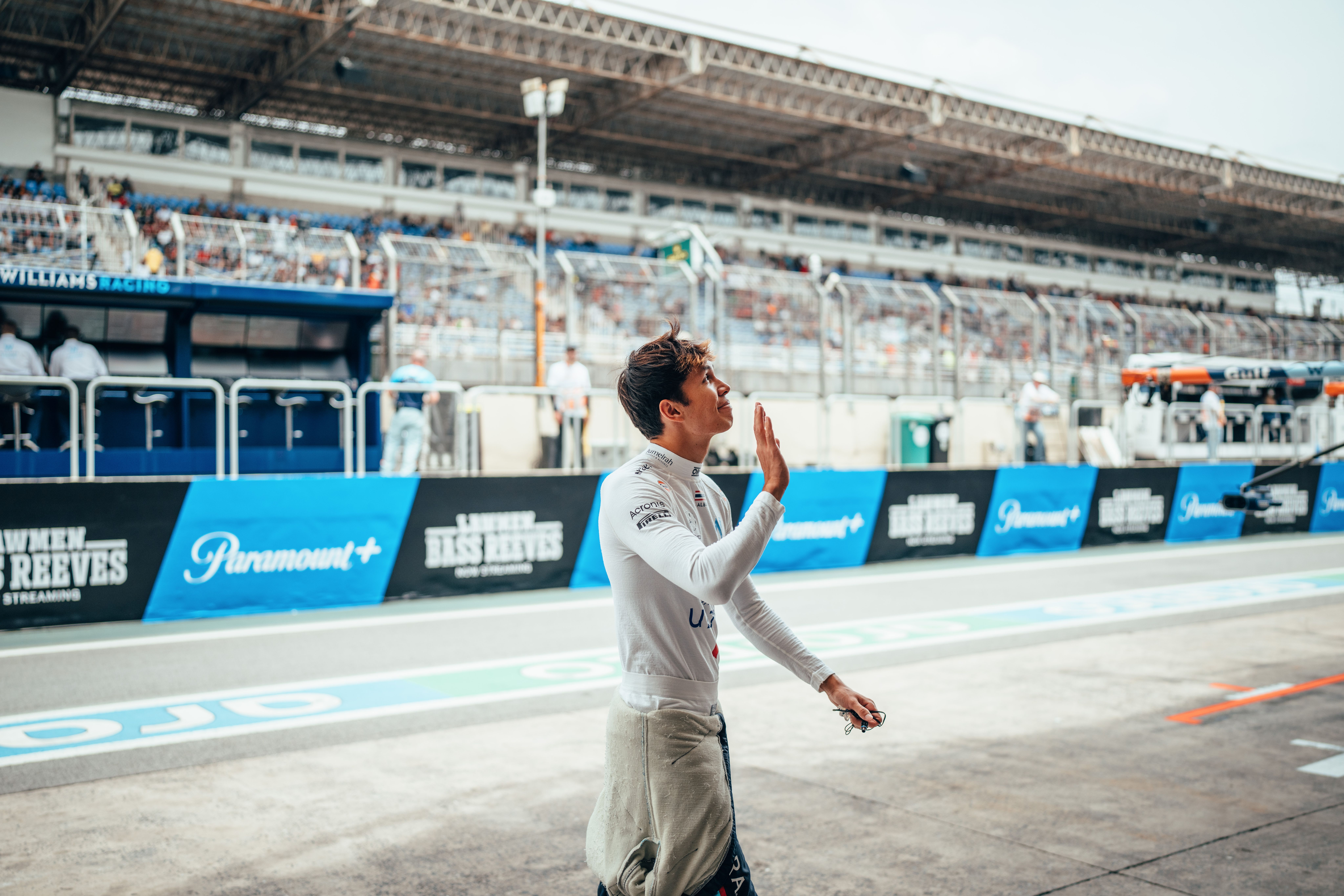 A little wave ahead of FP1.