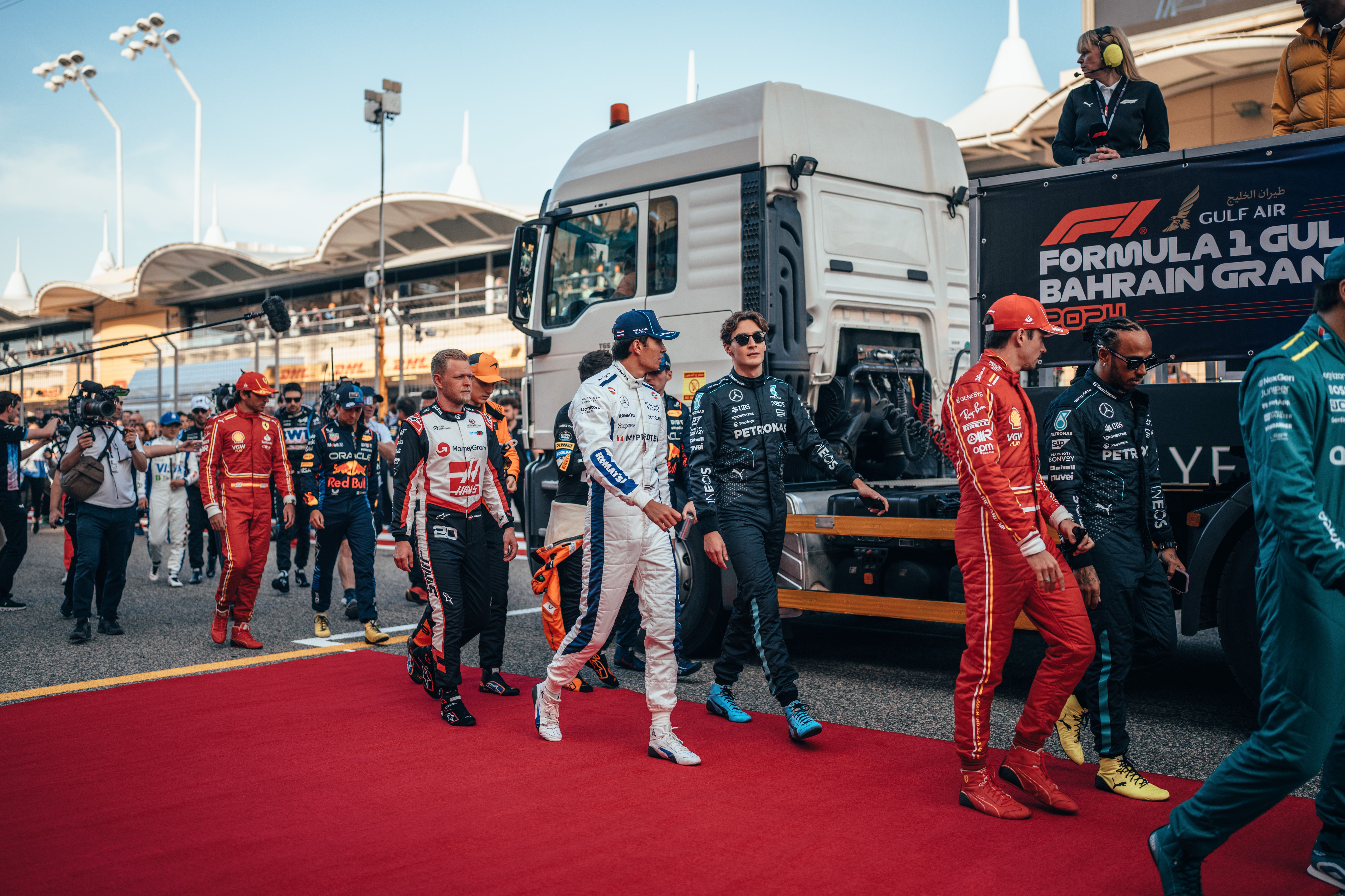 A quick pre-race catch up.