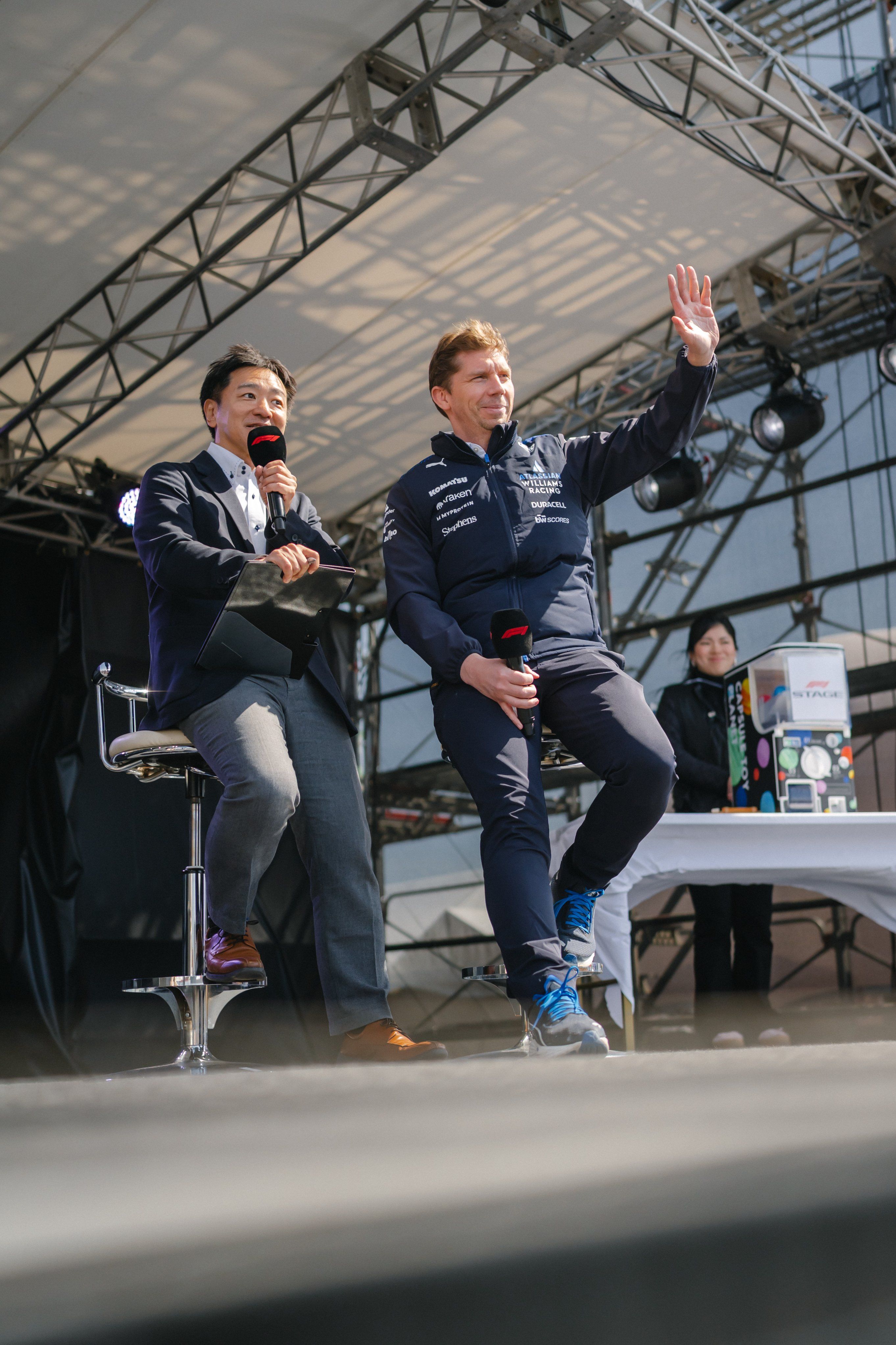 JV's turn to head to the Fan Forum between the sessions.