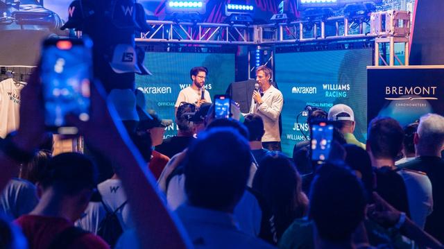 Jenson Button in the house! The 2009 World Champion and Williams Racing Brand Ambassador proved a hit with the Miami crowd.