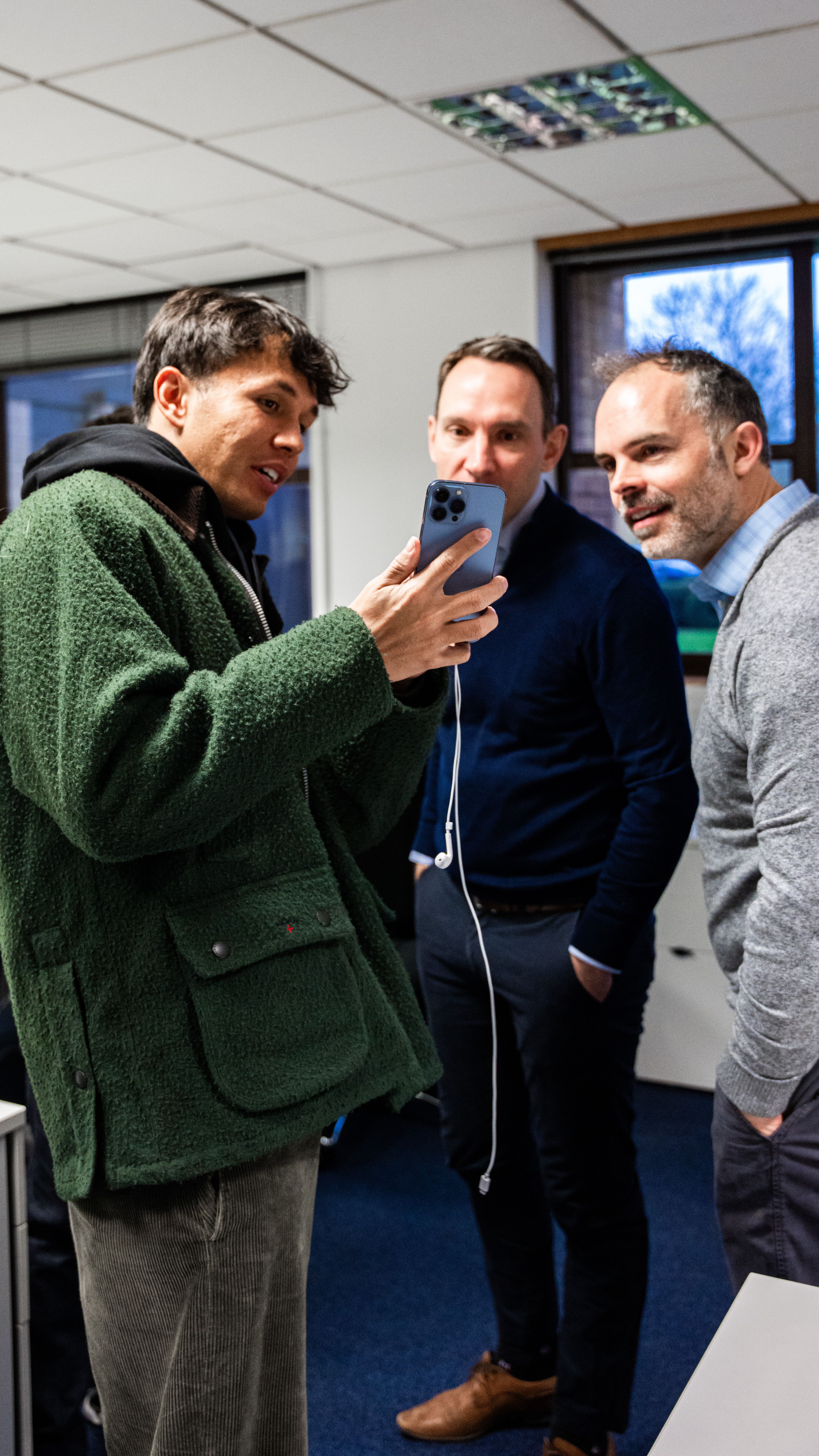 First day back vibes, sharing the holiday snaps.