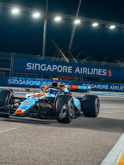 A debut for our Gulf livery, around the Marina Bay Street Circuit.